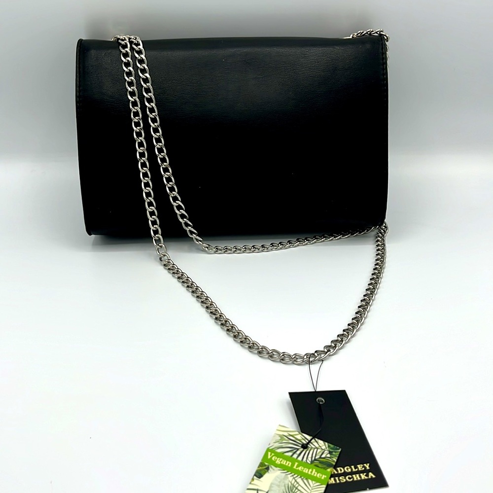 NWT Badgley Mischka Metal Fringe Bag w/Silverstone chain and fringe - Picture 9 of 10